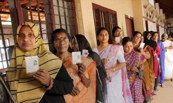 പരസ്യപ്രചാരണം ഫോട്ടോഫിനിഷിലേക്ക്; വിധിയെഴുതുന്നത് രണ്ടരക്കോടിയിലേറെ വോട്ടര്‍മാര്‍