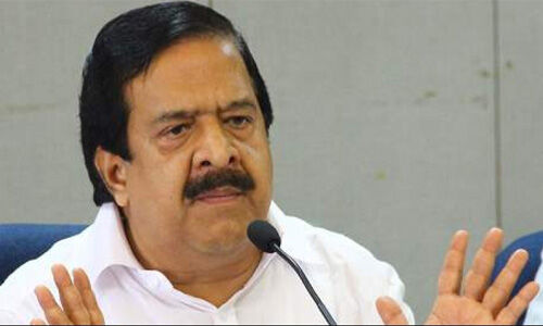 രാജ്യത്ത് മതേതര സര്ക്കാരിനെ അധികാരത്തിലെത്തിക്കാന് ജനങ്ങള് സജ്ജരായിക്കഴിഞ്ഞു: രമേശ് ചെന്നിത്തല രാജ്യത്ത് മതേതര സര്ക്കാരിനെ അധികാരത്തിലെത്തിക്കാന് ജനങ്ങള് സജ്ജരായിക്കഴിഞ്ഞു: രമേശ് ചെന്നിത്തല