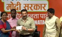 സണ്ണി ഡിയോള് ഗുര്ദാസ്പൂരില് ബിജെപി സ്ഥാനാര്ഥിയായി മല്സരിക്കും സണ്ണി ഡിയോള് ഗുര്ദാസ്പൂരില് ബിജെപി സ്ഥാനാര്ഥിയായി മല്സരിക്കും