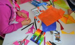 ഒമാനി വനിതകള്‍ക്ക് കരകൗശല നിര്‍മാണത്തില്‍ പരിശീലനം