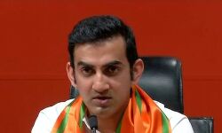 ബിജെപി സ്ഥാനാര്ഥി ഗൗതം ഗംഭീറിനു രണ്ടു വോട്ടര് ഐഡി; എഎപി സ്ഥാനാര്ഥി കോടതിയില് ബിജെപി സ്ഥാനാര്ഥി ഗൗതം ഗംഭീറിനു രണ്ടു വോട്ടര് ഐഡി; എഎപി സ്ഥാനാര്ഥി കോടതിയില്