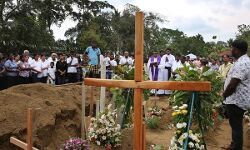 കൊളംബോ സ്‌ഫോടന പരമ്പര: കൊല്ലപ്പെട്ടത് 253 പേരെന്ന് ഔദ്യോഗിക സ്ഥിരീകരണം