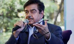 ജിന്ന കോണ്‍ഗ്രസ് കുടുംബത്തിന്റെ ഭാഗം: പരാമര്‍ശം നാക്കുപിഴയെന്ന് ശത്രുഘ്‌നന്‍ സിന്‍ഹ