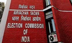 മോദി, അമിത് ഷാ, രാഹുല്‍ എന്നിവര്‍ക്കെതിരായ പരാതി; തിരഞ്ഞെടുപ്പ് കമ്മീഷന്‍ ഇന്ന് പ്രത്യേക യോഗം ചേരും