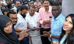 ഫുട്ബോളിനെ പ്രണയിച്ച വി പി സത്യന് ജൻമനാട്ടിൽ സ്മാരകമുയർന്നു ഫുട്ബോളിനെ പ്രണയിച്ച വി പി സത്യന് ജൻമനാട്ടിൽ സ്മാരകമുയർന്നു