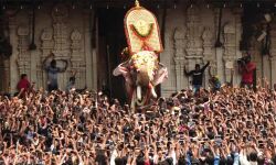 തൃശൂര്‍ പൂരത്തിന് ഇന്ന് കൊടിയേറും