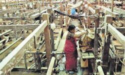 യൂനിഫോമുകള് തയ്യാര്: തിരിച്ചു വരവിനൊരുങ്ങി ചേന്ദമംഗലം കൈത്തറി യൂനിഫോമുകള് തയ്യാര്: തിരിച്ചു വരവിനൊരുങ്ങി ചേന്ദമംഗലം കൈത്തറി