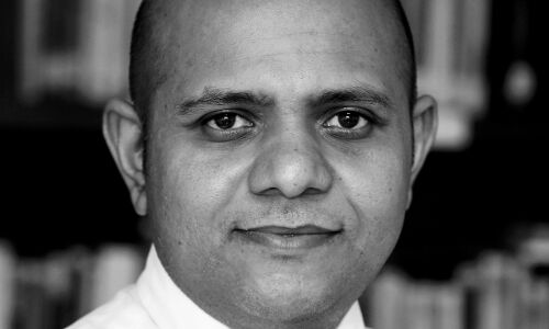 തിരഞ്ഞെടുപ്പിന് നാലു നാള് മാത്രം ശേഷിക്കെ ഡല്ഹിയില് പശുവിന്റെ പേരില് കലാപത്തിന് ശ്രമമെന്ന് കാരവന് മാഗസിന് എഡിറ്റര് തിരഞ്ഞെടുപ്പിന് നാലു നാള് മാത്രം ശേഷിക്കെ ഡല്ഹിയില് പശുവിന്റെ പേരില് കലാപത്തിന് ശ്രമമെന്ന് കാരവന് മാഗസിന് എഡിറ്റര്