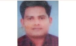 ഓടിക്കൊണ്ടിരിക്കെ ബൈക്കിന് മുകളില്‍ മരംവീണ് യുവാവ് മരിച്ചു