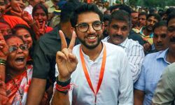 മഹാരാഷ്ട്രയിലെ സര്‍ക്കാര്‍ രൂപീകരണം: മുഖ്യമന്ത്രി പദത്തിന് ചരട് വലിച്ച് ശിവസേന; ശിവസേനയെ പാട്ടിലാക്കാന്‍ കോണ്‍ഗ്രസ്