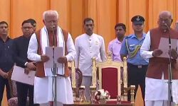 ഹരിയാനയില്‍ മനോഹര്‍ ലാല്‍ ഖട്ടര്‍ മുഖ്യമന്ത്രിയായി സത്യപ്രതിജ്ഞ ചെയ്തു