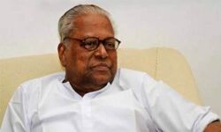 വിഎസ്സിന്റെ ആരോഗ്യനിലയില്‍ പുരോഗതി; മരുന്നുകളോട് പ്രതികരിക്കുന്നുവെന്ന് മെഡിക്കല്‍ ബുള്ളറ്റിന്‍