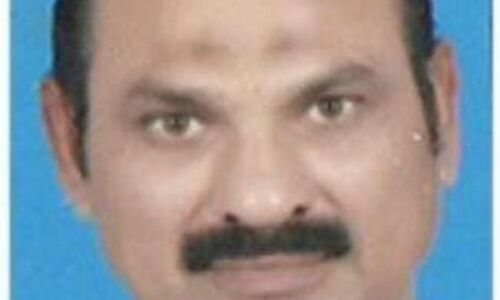 കുവൈത്തില് ഹൃദയാഘാതം മൂലം മലയാളി മരണമടഞ്ഞു കുവൈത്തില് ഹൃദയാഘാതം മൂലം മലയാളി മരണമടഞ്ഞു