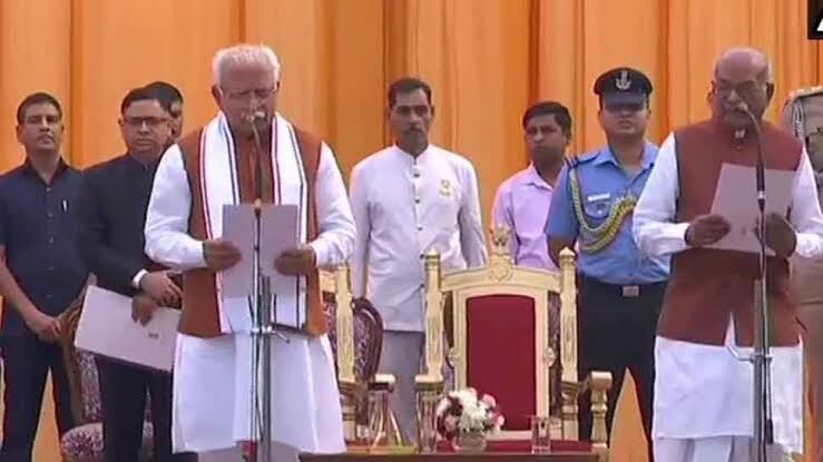 ഹരിയാനയില് മനോഹര് ലാല് ഖട്ടര് മുഖ്യമന്ത്രിയായി സത്യപ്രതിജ്ഞ ചെയ്തു ഹരിയാനയില് മനോഹര് ലാല് ഖട്ടര് മുഖ്യമന്ത്രിയായി സത്യപ്രതിജ്ഞ ചെയ്തു