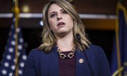 ലൈംഗികാരോപണം: യു എസ് കോണ്‍ഗ്രസ് വനിതാ അംഗം രാജിവച്ചു