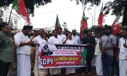 വാളയാർ പീഡനക്കേസ്: സെക്രട്ടേറിയറ്റിന് മുന്നിൽ എസ്ഡിപിഐ പ്രതിഷേധം