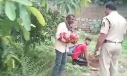 เดชเดฟเดเตเดเตเดเตเดเตเดเดฟเดจเต เดเตเดตเดจเตเดเต เดเตเดดเดฟเดเตเดเตเดฎเตเดเดพเดจเตโ เดถเตเดฐเดฎเด; เดฐเดฃเตเดเตเดชเตเดฐเตโ เดชเตเดฒเดฟเดธเต เดชเดฟเดเดฟเดฏเดฟเดฒเตโ เดชเดฟเดเตเดเตเดเตเดเตเดเดฟเดจเต เดเตเดตเดจเตเดเต เดเตเดดเดฟเดเตเดเตเดฎเตเดเดพเดจเตโ เดถเตเดฐเดฎเด; เดฐเดฃเตเดเตเดชเตเดฐเตโ เดชเตเดฒเดฟเดธเต เดชเดฟเดเดฟเดฏเดฟเดฒเตโ