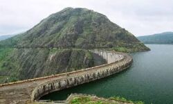 കക്കി ഡാം തകരുമെന്ന് സാമൂഹിക മാധ്യമങ്ങളിലൂടെ വ്യാജ പ്രചാരണം; കേസെടുക്കാന്‍ നിര്‍ദേശിച്ച് ജില്ലാ കലക്ടര്‍