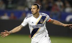 സ്ലാട്ടണ്‍ ഇബ്രാഹിമോവിച്ച് മാഞ്ചസ്റ്റര്‍ യുനൈറ്റഡിലേക്ക്