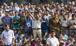 เด
เดญเดฟเดญเดพเดทเดเดฐเตโเดเตเดเตเดคเดฟเดฐเต เดจเดเดชเดเดฟเดฏเตเดเตเดเตเดเตเดฎเตเดจเตเดจเต เดเดฑเดชเตเดชเต; เดกเดฒเตโเดนเดฟเดฏเดฟเดฒเต เดชเตเดฒเดฟเดธเต เดธเดฎเดฐเด เด
เดตเดธเดพเดจเดฟเดชเตเดชเดฟเดเตเดเต เด
เดญเดฟเดญเดพเดทเดเดฐเตโเดเตเดเตเดคเดฟเดฐเต เดจเดเดชเดเดฟเดฏเตเดเตเดเตเดเตเดฎเตเดจเตเดจเต เดเดฑเดชเตเดชเต; เดกเดฒเตโเดนเดฟเดฏเดฟเดฒเต เดชเตเดฒเดฟเดธเต เดธเดฎเดฐเด เด
เดตเดธเดพเดจเดฟเดชเตเดชเดฟเดเตเดเต