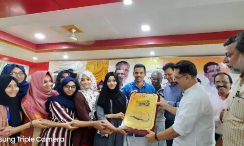 എക്സ്പ്ലോറിങ് ഇന്ത്യ: വിദ്യാര്ഥികളുടെ ഡല്ഹി യാത്ര വിമാനത്തില് എക്സ്പ്ലോറിങ് ഇന്ത്യ: വിദ്യാര്ഥികളുടെ ഡല്ഹി യാത്ര വിമാനത്തില്