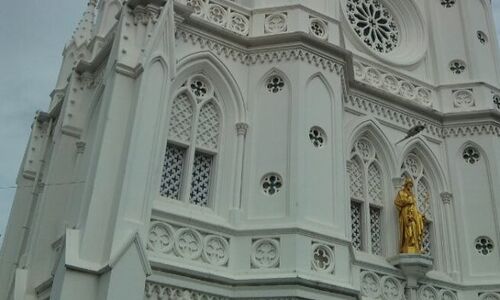 പാളയം സെന്റ് ജോസഫ് പള്ളിയിൽ സംഘർഷം