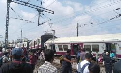 തെലങ്കാനയില്‍ ട്രെയിനുകള്‍ നേര്‍ക്കുനേര്‍ കൂട്ടിയിടിച്ചു; 10 പേര്‍ക്ക് പരിക്ക്