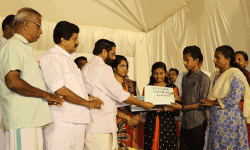 രക്ഷാപ്രവര്‍ത്തനത്തിനിടയില്‍ മരണപ്പെട്ട ലൈഫ് ഗാര്‍ഡിന്റെ കുടുംബത്തിന് തണലായി സംസ്ഥാന സര്‍ക്കാര്‍