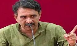 സ്റ്റേ ഇല്ലെന്ന് പറഞ്ഞ് ആക്ടിവിസ്റ്റുകളെ കയറ്റാന് ശ്രമിക്കേണ്ട; അനുവദിക്കില്ലെന്ന് ബിജെപി സ്റ്റേ ഇല്ലെന്ന് പറഞ്ഞ് ആക്ടിവിസ്റ്റുകളെ കയറ്റാന് ശ്രമിക്കേണ്ട; അനുവദിക്കില്ലെന്ന് ബിജെപി