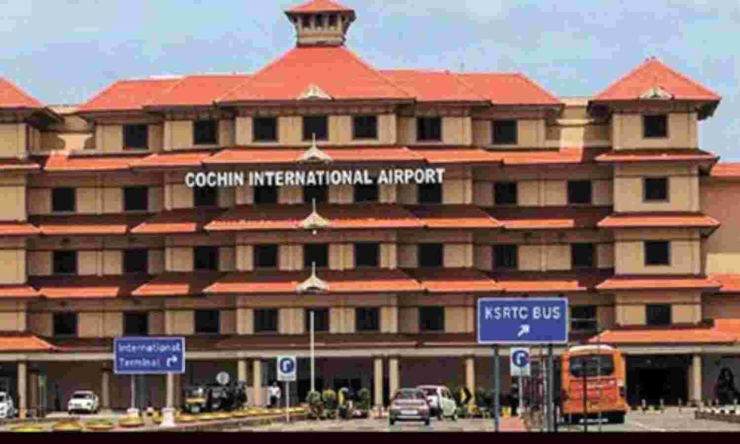 നെടുമ്പാശേരി വിമാനത്താവളത്തില് എന്ഐഎയുടെ മിന്നല് പരിശോധന നെടുമ്പാശേരി വിമാനത്താവളത്തില് എന്ഐഎയുടെ മിന്നല് പരിശോധന