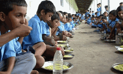 ഭക്ഷണം കഴിക്കാനുള്ള പണം ജനുവരി മുതല്‍ വിദ്യാര്‍ഥികളുടെ അക്കൗണ്ടിലേക്ക്