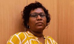 ജനുവരി രണ്ടിന് ശബരിമലയിലേക്ക് പോകുമെന്ന് ബിന്ദു അമ്മിണി ജനുവരി രണ്ടിന് ശബരിമലയിലേക്ക് പോകുമെന്ന് ബിന്ദു അമ്മിണി