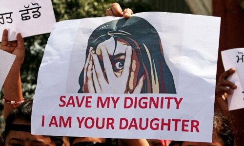 തെലങ്കാനയില്‍ മറ്റൊരു സ്ത്രീയുടെ കൂടി മൃതദേഹം കത്തിക്കരിഞ്ഞ നിലയില്‍ കണ്ടെത്തി