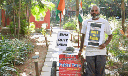 വോട്ടിങ് യന്ത്രത്തിനെതിരേ ഒറ്റയാള്‍ സമരവുമായി ദില്ലണ്‍; നടന്നു തീര്‍ത്തത് 6,500 കിലോമീറ്റര്‍