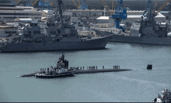 ഇന്ത്യന്‍ വ്യോമസേന സംഘത്തിന്റെ സന്ദര്‍ശത്തിനിടെ പേള്‍ഹാര്‍ബറില്‍ വെടിവയ്പ്പ്; മൂന്ന് പേര്‍ക്ക് പരിക്ക്   -അക്രമി സ്വയം വെടിവച്ച് ആത്മഹത്യ ചെയ്തു