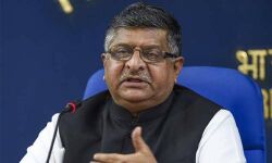 പൗരന്മാരെ സര്ക്കാര് രഹസ്യമായി നിരീക്ഷിക്കുന്നുണ്ടെന്ന ആരോപണം തെറ്റിദ്ധരിപ്പിക്കുന്നത്: കേന്ദ്രമന്ത്രി രവിശങ്കര് പ്രസാദ് പൗരന്മാരെ സര്ക്കാര് രഹസ്യമായി നിരീക്ഷിക്കുന്നുണ്ടെന്ന ആരോപണം തെറ്റിദ്ധരിപ്പിക്കുന്നത്: കേന്ദ്രമന്ത്രി രവിശങ്കര് പ്രസാദ്