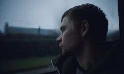 യുവാവിന്റെ സംഘര്‍ഷഭരിതമായ ജീവിതം;  പ്രേക്ഷകപ്രീതി നേടി ഒലെഗ്