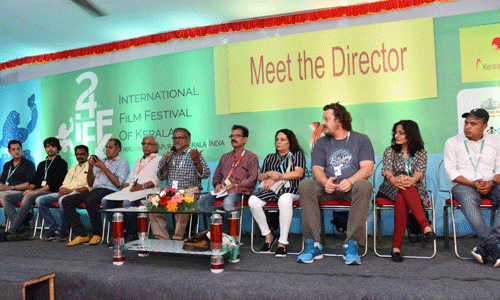 രാജ്യത്ത് നിന്നും പൗരന്മാരെ പുറത്താക്കിയാലും രാജ്യസ്നേഹം വേര്പെടുത്താനാവില്ലെന്ന് ശില്പ കൃഷ്ണ ശുക്ല രാജ്യത്ത് നിന്നും പൗരന്മാരെ പുറത്താക്കിയാലും രാജ്യസ്നേഹം വേര്പെടുത്താനാവില്ലെന്ന് ശില്പ കൃഷ്ണ ശുക്ല