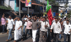 പൗരത്വ ഭേദഗതി: ബില്ല് കത്തിച്ച് എസ്ഡിപിഐ പ്രതിഷേധം