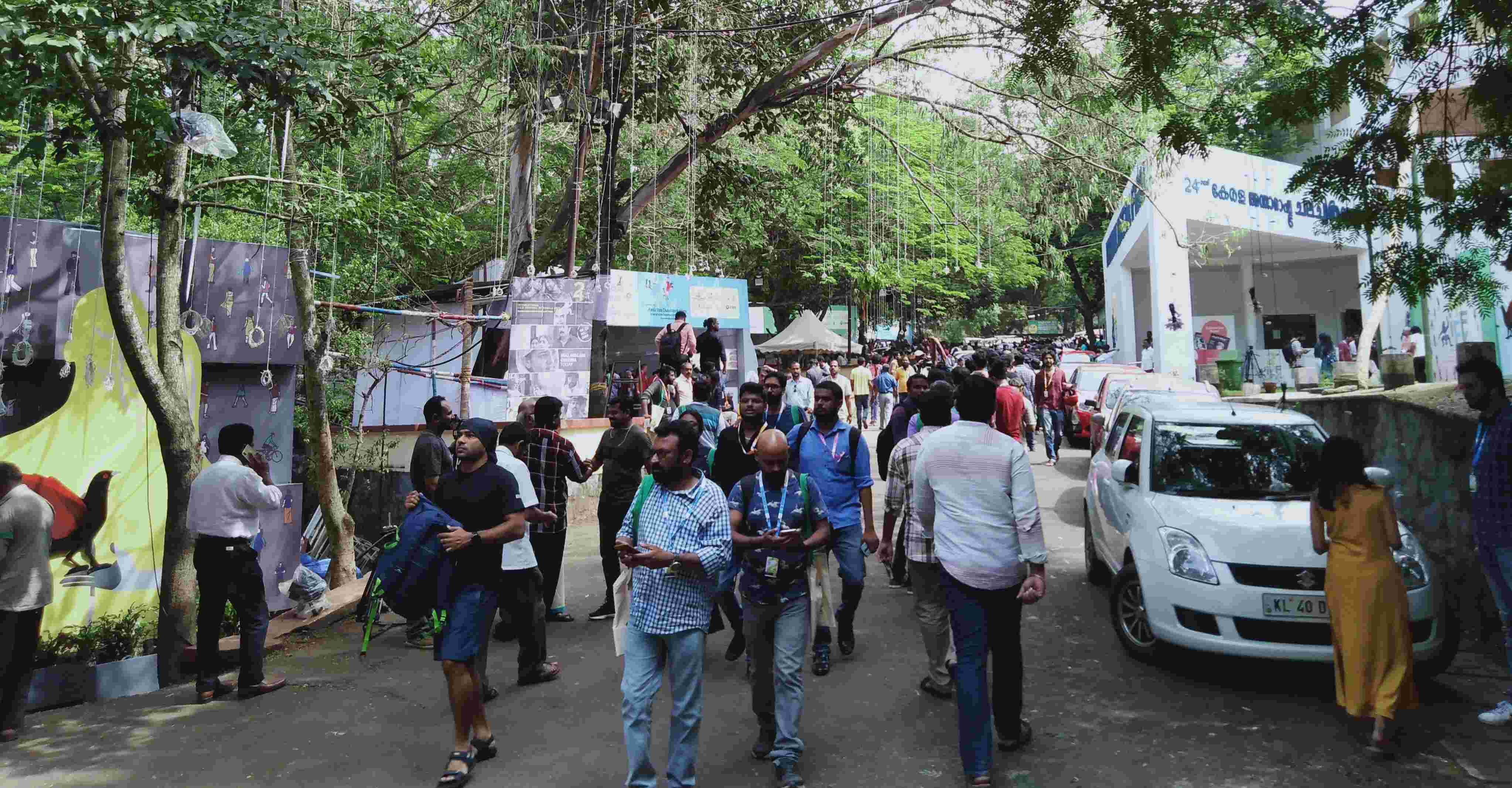 ഐഎഫ്എഫ്കെ: ഇന്ന് 63 ചിത്രങ്ങൾ; മൽസരചിത്രങ്ങളിൽ ജെല്ലിക്കട്ടും ഐഎഫ്എഫ്കെ: ഇന്ന് 63 ചിത്രങ്ങൾ; മൽസരചിത്രങ്ങളിൽ ജെല്ലിക്കട്ടും