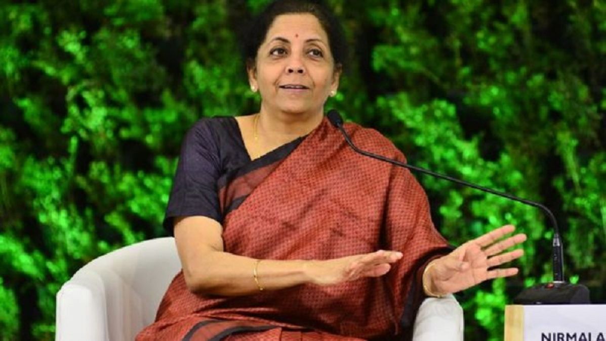 ലോകത്തെ ഏറ്റവും ശക്തരായ സ്ത്രീകളുടെ പട്ടികയില് നിര്മല സീതാരാമനും ലോകത്തെ ഏറ്റവും ശക്തരായ സ്ത്രീകളുടെ പട്ടികയില് നിര്മല സീതാരാമനും