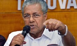 നിങ്ങളുടെ അച്ഛന്റെ അച്ഛന്റെ സര്‍ട്ടിഫിക്കറ്റ് വേണമെന്ന് പറഞ്ഞ് ആരും വരില്ല; പൗരത്വ നിയമത്തില്‍ നിലപാട് ആവര്‍ത്തിച്ച് മുഖ്യമന്ത്രി