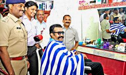 ഇനി ബ്യൂട്ടിപാര്‍ലര്‍ ജയിലില്‍ തന്നെ