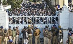 നദ്വയില് യുപി പോലിസ് നടത്തിയ അതിക്രമത്തില് പ്രതിഷേധിച്ചു നദ്വയില് യുപി പോലിസ് നടത്തിയ അതിക്രമത്തില് പ്രതിഷേധിച്ചു
