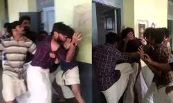 കേരളവര്മയില് എസ്എഫ്ഐ- എബിവിപി സംഘര്ഷം; മൂന്ന് എബിവിപി പ്രവര്ത്തകര്ക്ക് പരിക്ക് കേരളവര്മയില് എസ്എഫ്ഐ- എബിവിപി സംഘര്ഷം; മൂന്ന് എബിവിപി പ്രവര്ത്തകര്ക്ക് പരിക്ക്