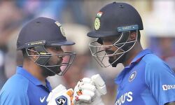 രോഹിത്തിനും രാഹുലിനും സെഞ്ചുറി; ഇന്ത്യയ്ക്ക് കൂറ്റന് സ്കോര് രോഹിത്തിനും രാഹുലിനും സെഞ്ചുറി; ഇന്ത്യയ്ക്ക് കൂറ്റന് സ്കോര്