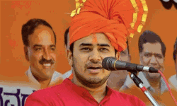 പൗരത്വ പ്രക്ഷോഭത്തിന് പിന്നില്‍ പഞ്ചര്‍വാലകളും  വിദ്യാഭ്യാസമില്ലാത്തവരും; വിവാദ പ്രസ്താവനയുമായി ബിജെപി എംപി