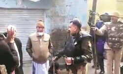 പാകിസ്താനിലേക്ക് പോവൂ പരാമര്‍ശം; മീററ്റ് എസ്പിയ്ക്ക് ഡിജിപിയുടെ ശാസന മാത്രം (വീഡിയോ)