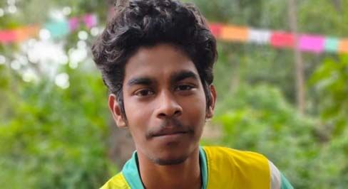 പെരിന്തല്മണ്ണയില് പെയിന്റിംഗ് ജോലിക്കിടെ അപകടത്തിൽ പെട്ട പോളിടെക്നിക്ക് വിദ്യാർത്ഥി മരിച്ചു പെരിന്തല്മണ്ണയില് പെയിന്റിംഗ് ജോലിക്കിടെ അപകടത്തിൽ പെട്ട പോളിടെക്നിക്ക് വിദ്യാർത്ഥി മരിച്ചു