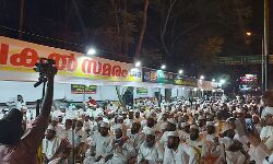 เดฐเดพเดตเดฟเดจเต เดชเดเดฒเดพเดเตเดเดฟ เดชเดฃเตเดกเดฟเดคเดธเดฎเตเดนเด; เดธเดฎเดฐเดพเดตเตเดถเดคเตเดคเดฟเตฝ เด
เดจเดจเตเดคเดชเตเดฐเดฟ เดฐเดพเดตเดฟเดจเต เดชเดเดฒเดพเดเตเดเดฟ เดชเดฃเตเดกเดฟเดคเดธเดฎเตเดนเด; เดธเดฎเดฐเดพเดตเตเดถเดคเตเดคเดฟเตฝ เด
เดจเดจเตเดคเดชเตเดฐเดฟ